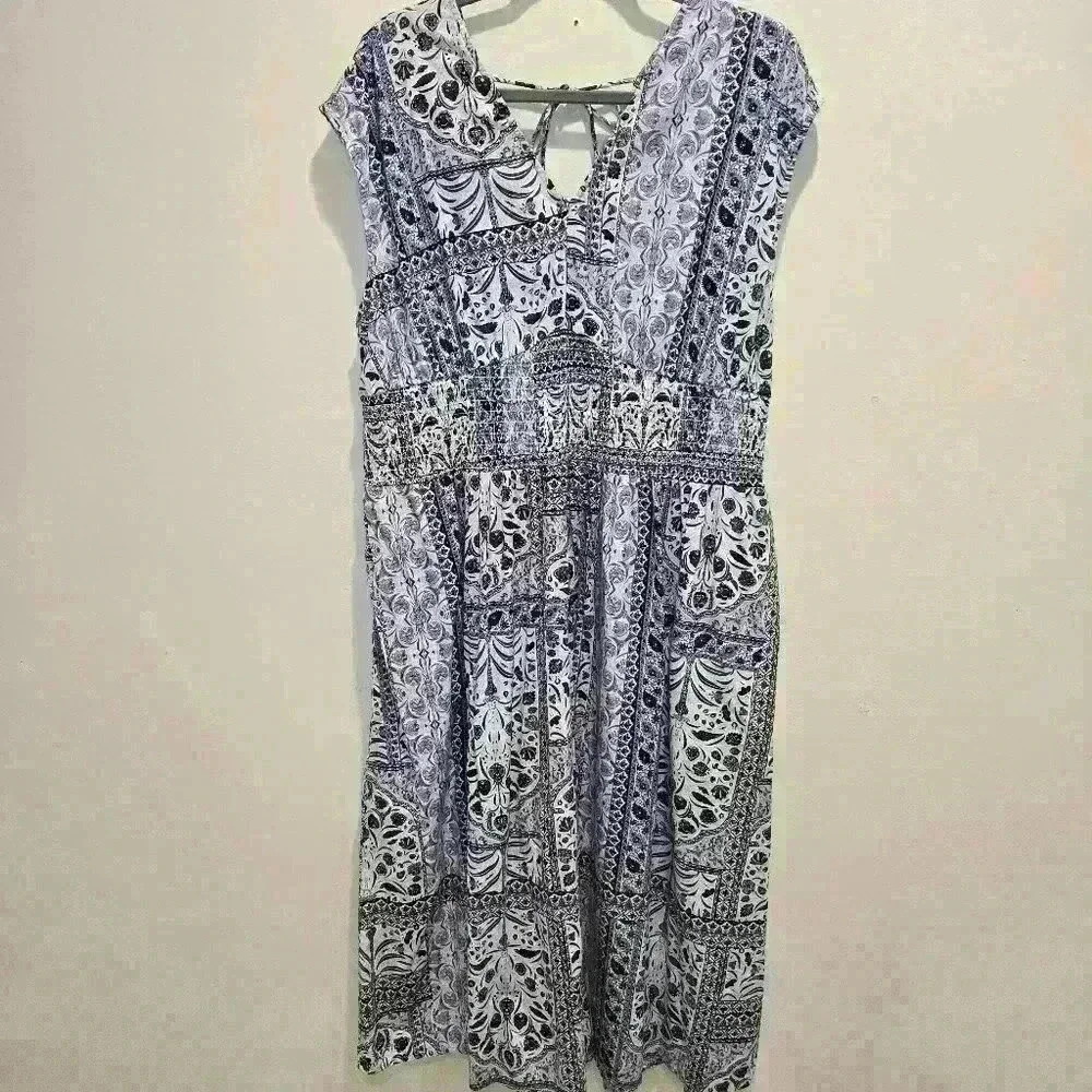 Old Navy Maxi Dress Women's XL Empire waist Blue Paisley Cottagecore